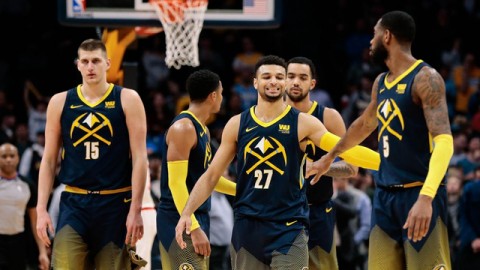 残阵拼出来的血性！遵义寒夜里那一股不服输的“贵州茅起”