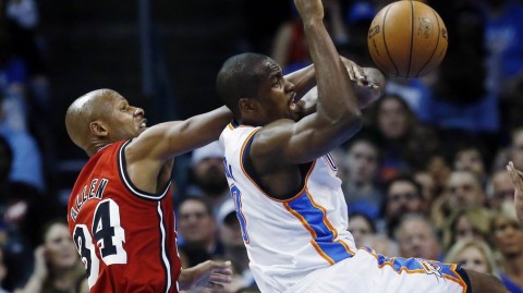 雷霆这波青春风暴刮得猛，马刺的老传统在俄城不管用了？一场看了就忘不了的对决！