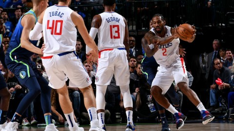 达拉斯那疙瘩的惨案：快船这艘“航母”把独行侠给“突突”了