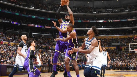 墨西哥城绝杀夜！特雷-杨41分导演逆转，老鹰1分险胜魔术，这剧情比龙舌兰还烈！