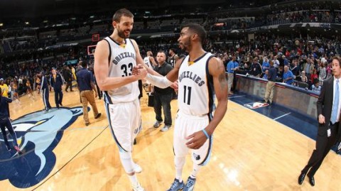 文班亚马7帽筑禁飞区 马刺39分狂胜送灰熊正式出局