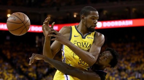 这该死的“库里之夜”！一场115-113的史诗级对决，让我看透了快船的命