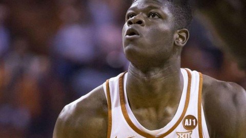 尼克斯130-119力克灰熊止三连败，阿奴诺比25+13唐斯三双主导，灰熊重建阵痛持续