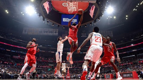 那晚快船和火箭整的啥活儿？一场让老球迷直拍大腿的“假象局”！