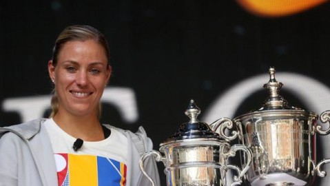 迈阿密惊现英国女王！孔塔力克沃兹尼亚奇，改写40年英女网历史