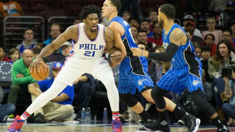 赌城夏联状元探花首秀即对决，这剧本火箭球迷看得血压飙升