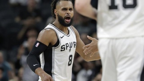 迈阿密“炼狱”夜：热火拿尼克斯“撒气”，这口气出得真痛快！