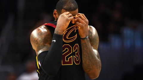 骑士全员“下克上”，老鹰主场被“团队篮球”上了一课！默里空砍24分也带不动