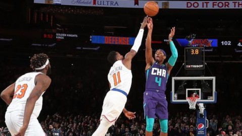 布伦森这娃儿真滴是莽起啊！尼克斯客场生吞黄蜂，三球34分也带不动