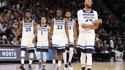 非洲篮球的火爆对决：喀麦隆遇上民主刚果，这场八强附加赛看得我热血沸腾！