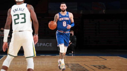 密尔沃基雄鹿主场碾碎底特律活塞，字母哥这状态谁顶得住啊！