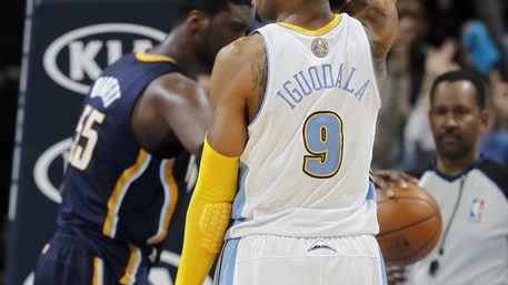 这一夜，莫兰特让印第安纳人知道了啥叫“熊出没”