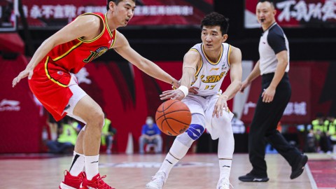 福建主场“打铁”声差点把篮筐震歪？吉林末节断电的老毛病又犯了！