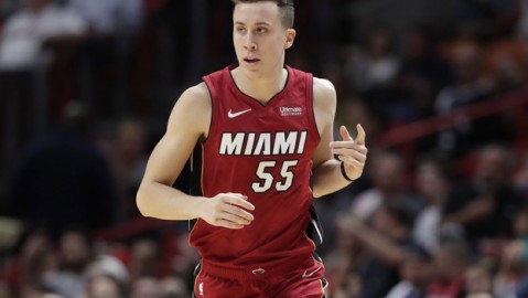 热火客场掀翻老鹰！阿德巴约硬凿内线，小哈克斯成奇兵，特雷杨空砍27+11