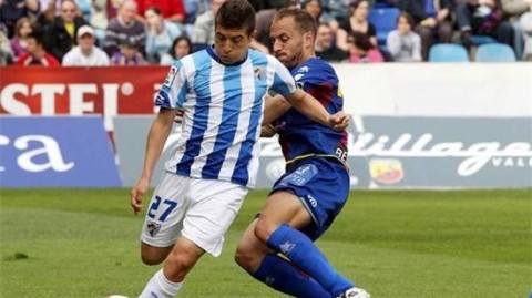 西甲大结局：C罗98秒闪击定军心，皇马2-0客胜马拉加重夺第33冠