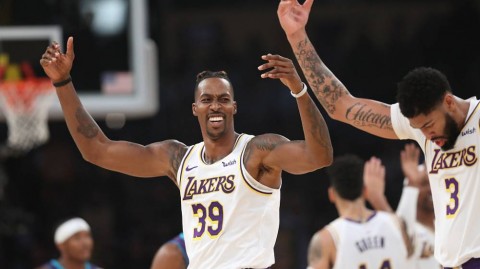 湖人终于把饺子煮熟了！主场狂胜黄蜂，这场球看得我直拍大腿