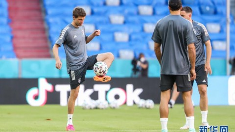 长沙寒夜里的篮球火：京鲁大战没打成，咱老百姓看门道还得是这儿些事