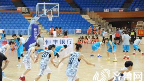 惨遭“屠城”之夜！看江西女篮打四川，才晓得啥叫“大人打小孩”