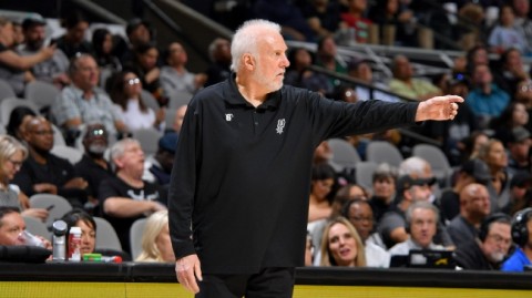 那场让森林狼双塔“现原形”的比赛，马刺这群小年轻真敢玩命！