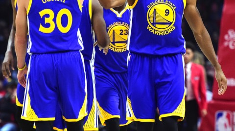 那一夜，勇士的“魔鬼主场”差点被快船拆了招牌