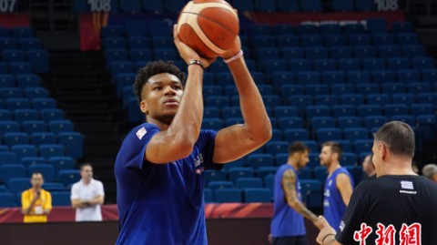 一顿操作猛如虎，回头一看立陶宛被德国战车碾得真叫一个惨！