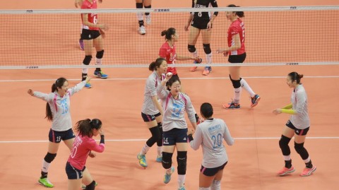 清远的山风，吹不散的遗憾：那一夜四川女篮给山东闺女上了一课