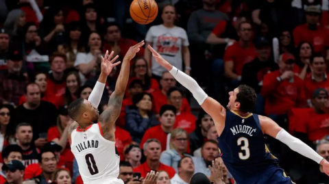 大通中心的“巨人困境”——文班亚马29分钟41+18碾压残阵勇士