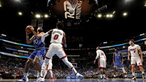 加时心跳！热火硬汉团啃下魔术这块硬骨头，这剧本你敢信？