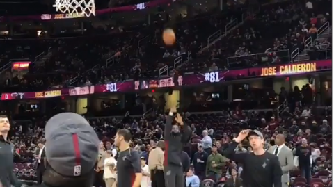 真就血脉压制？热火残阵南下克利夫兰，骑士这场大胜看得我直拍大腿！