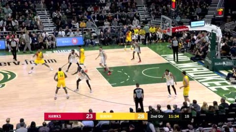 老鹰掀翻雄鹿！这场球看得我血压拉满，真是一物降一物！