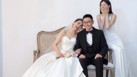 沈梦辰晒亲密照：九年苦等嫁豪门，领证三年零婚礼的真相是什么？