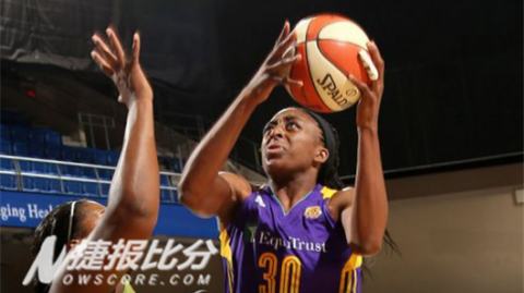 差点把洛杉矶当主场！西姆斯亲手绝杀老东家，这剧本你敢信？