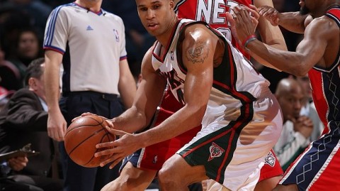 雄鹿这大洛开起了“火锅店”？残阵篮网差点掀翻联盟第一！