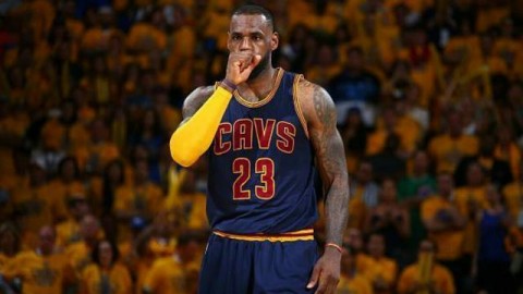 詹金斯30分生涯新高打爆湖人防线！东部第一用“田径撕咬”肢解紫金军团9连胜