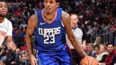 那一夜，密尔沃基的“希腊怪物”杀疯了！快船21分优势说没就没