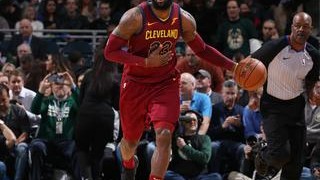 雄鹿客战骑士惨遭逆转！哈登末节封神，米切尔这状态让球迷揪心